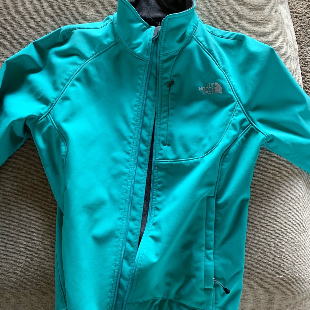 Small turquoise north face jacket